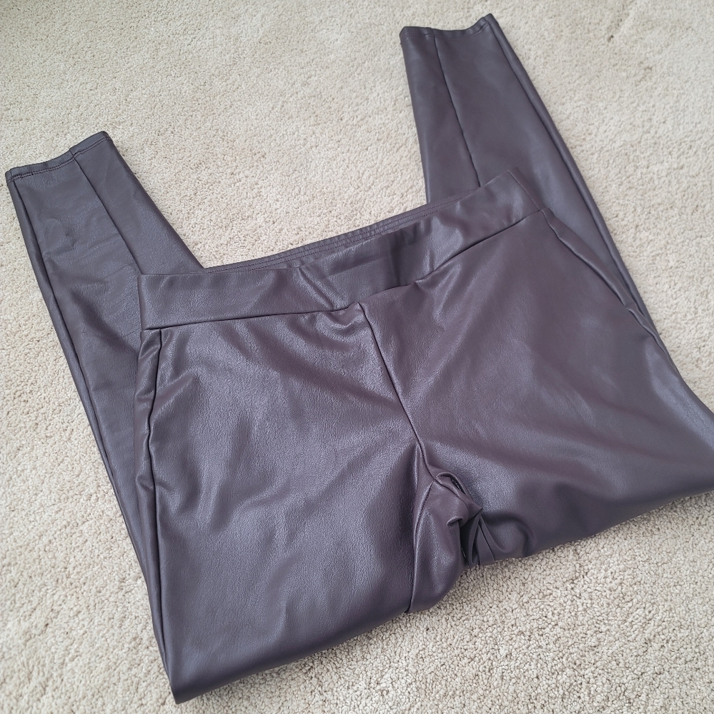 Faux Leather fleece-lined leggings